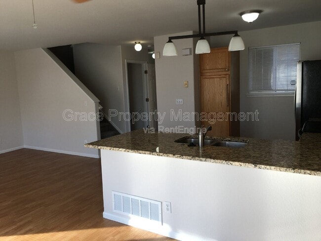 Photo - 574 W 91st Dr