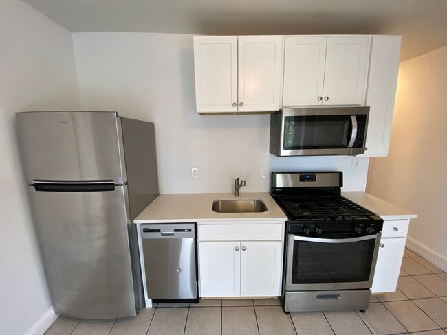 Photo - W Tompkins St 106-108 NPR Unidad 108