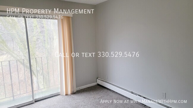 Photo - 725 E Waterloo Rd Unidad F