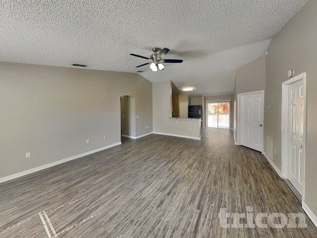 Photo - 3390 Shalimar Cir