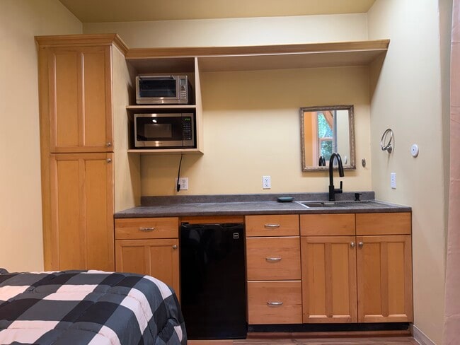 169 Park Ave Unit 169D