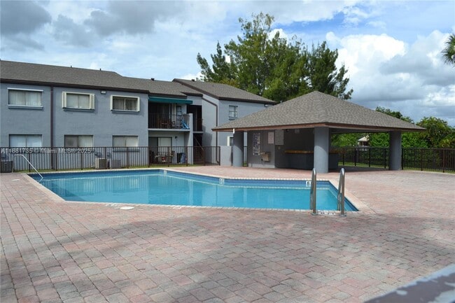 Photo - 7419 SW 152nd Ave Unit 8-106