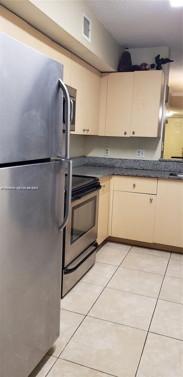 Photo - 2496 Centergate Dr Unit 101