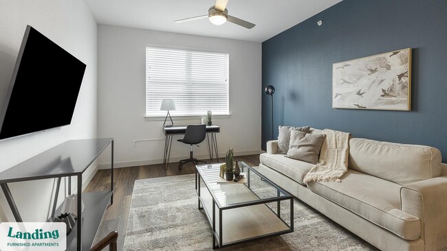 Photo - 255 Williamsburg Pkwy Unidad J306.1409537