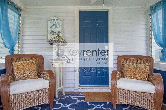 Photo - 3860 Burlington Ave N