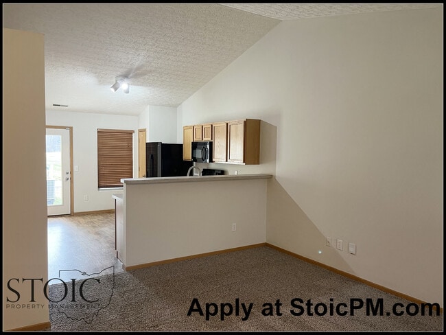 Photo - 2193 Rustic Ledge Dr