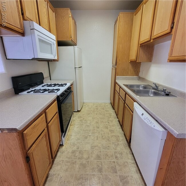 Photo - 4730 E Craig Rd Unit 1110