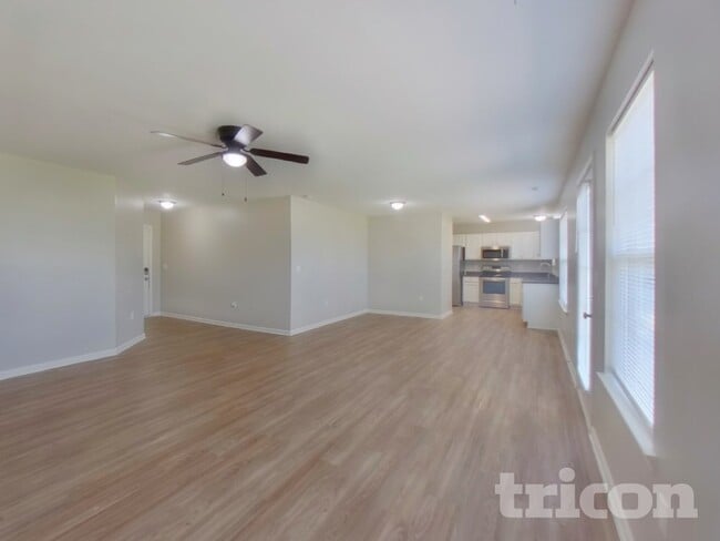 Photo - 1221 Grace Ct