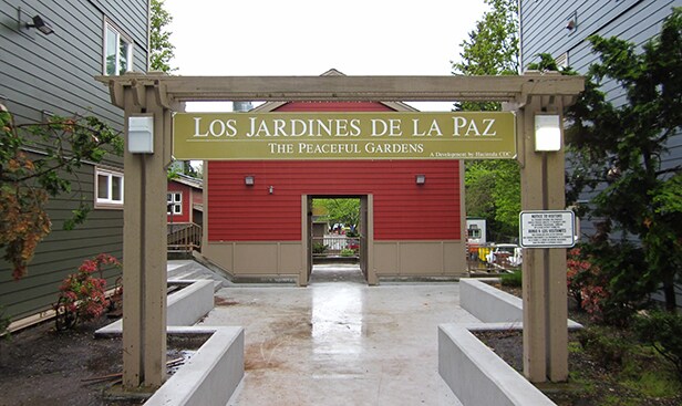 Los Jardines de la Paz