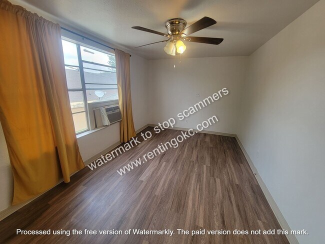 Photo - ALL BILLS PAID! Unit 1119.5 N Youngs