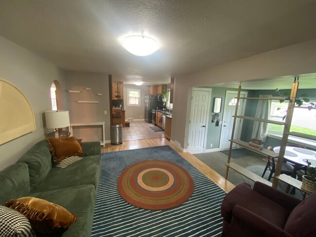 Photo - 3906 Hanover St