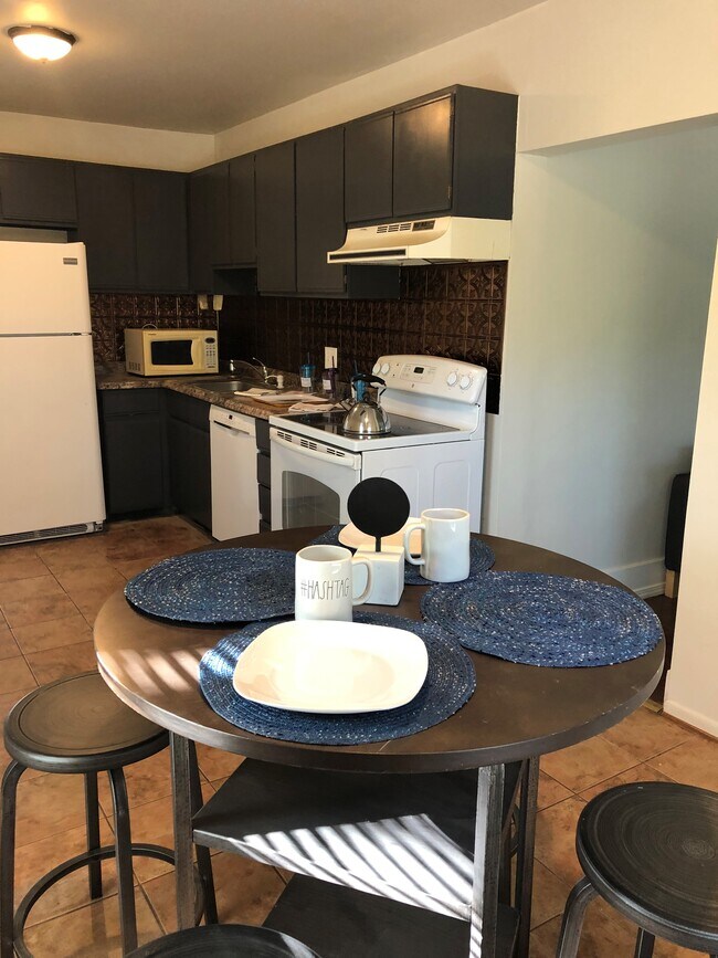 Unit 2 Kitchen - 1023 Washtenaw- The Flats!