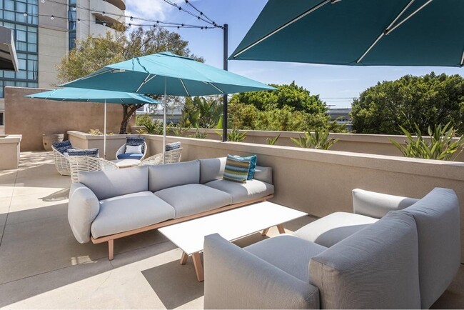 Towers at Costa Verde Apartments