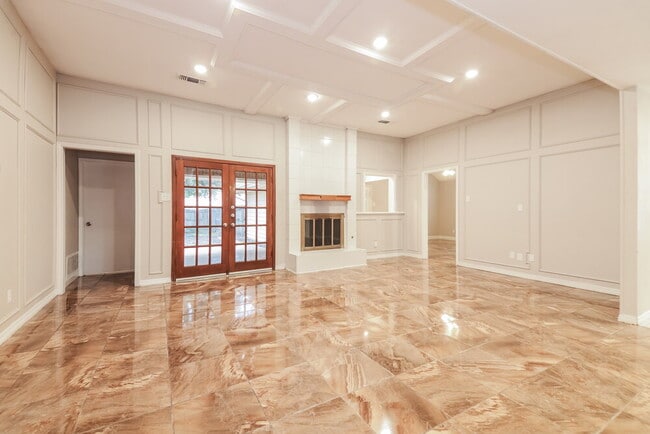 Photo - 306 Cardinal Creek Dr