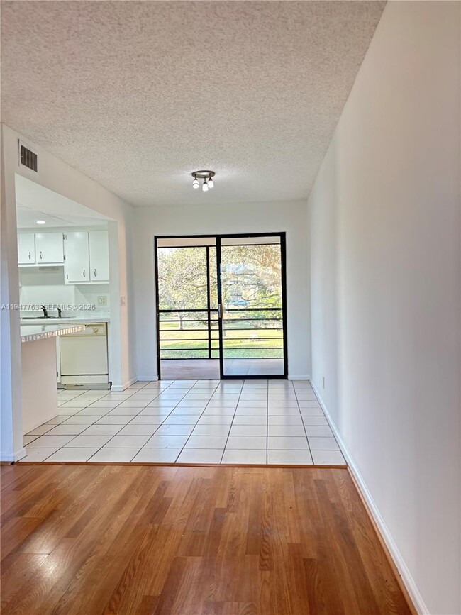 Photo - 4171 Oak Terrace Dr Unit 4171