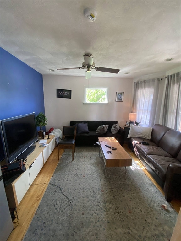 Photo - 120 Windsor Rd Apartamento Unidad 2