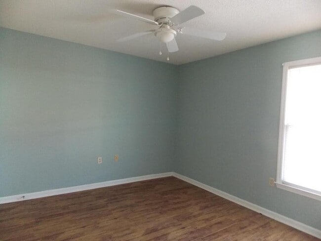 Photo - 140 Lanier Dr Unit 33 SW