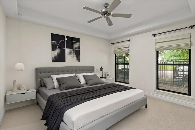 Photo - Experience Urban Living at Its Finest!