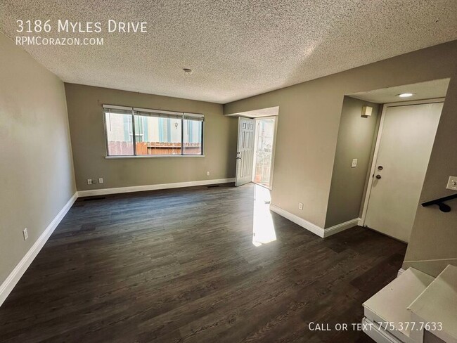 Photo - 3186 Myles Dr