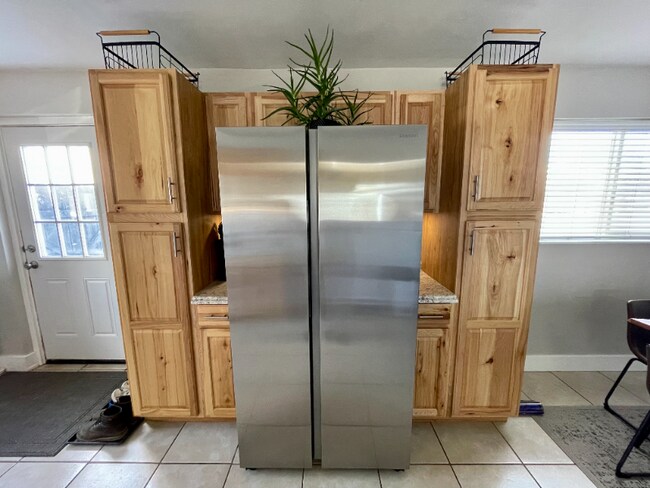 Photo - 4590 W 4865 S