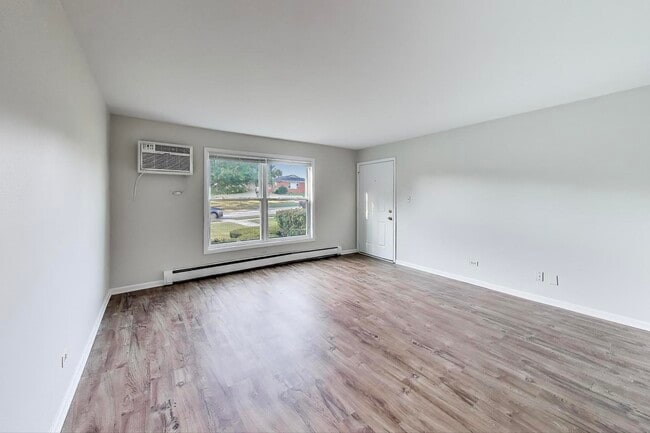 Photo - 333 Short St Unit 2