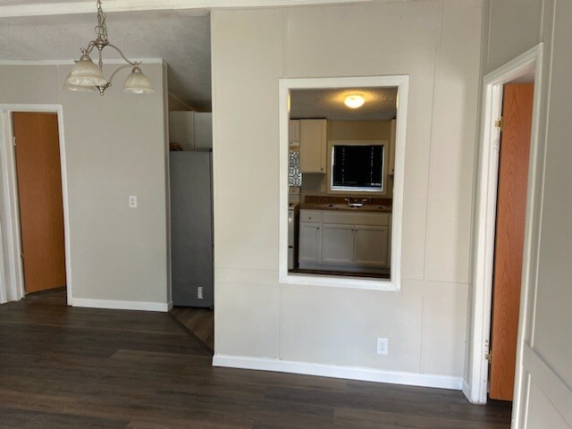 Photo - 520 Poplar St