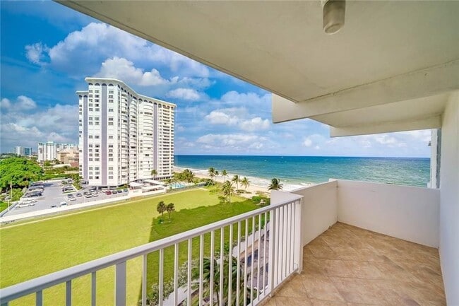 Building Photo - 1360 S Ocean Blvd Rental