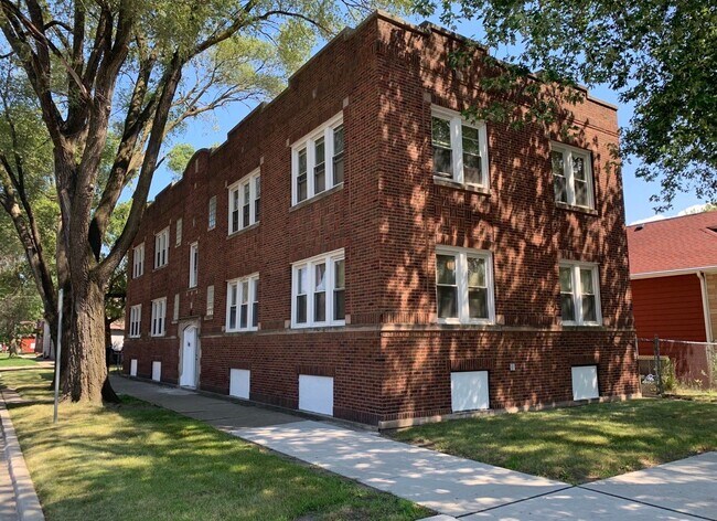 Photo - 2503 E 84th St