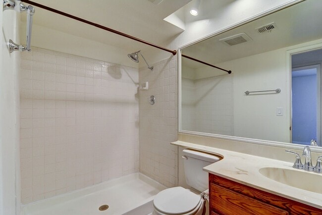 Photo - 1701 E Katie Ave