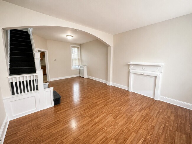 Photo - 2309 W Firth St