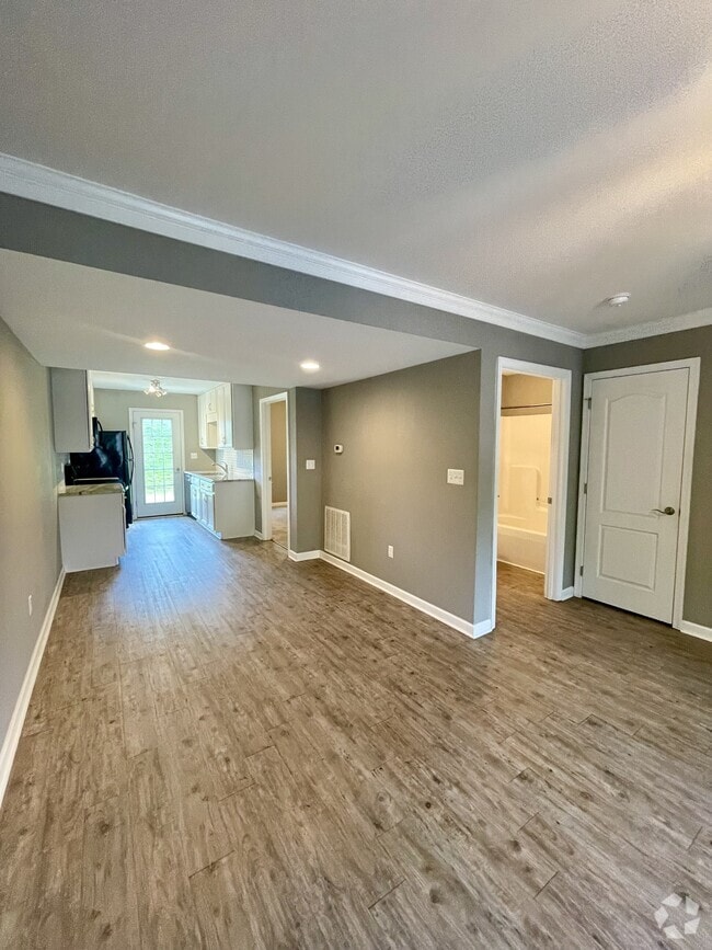 Building Photo - 81 Gloucester Dr Rental