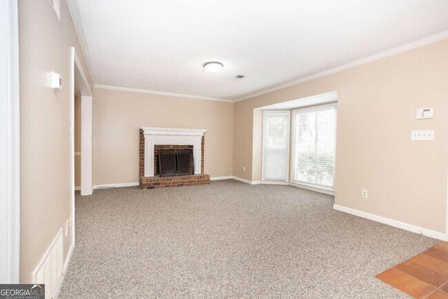 Photo - 1714 Twin Brooks Dr SE