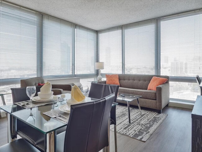 Building Photo - 33 Hudson St Unit ID1343866P