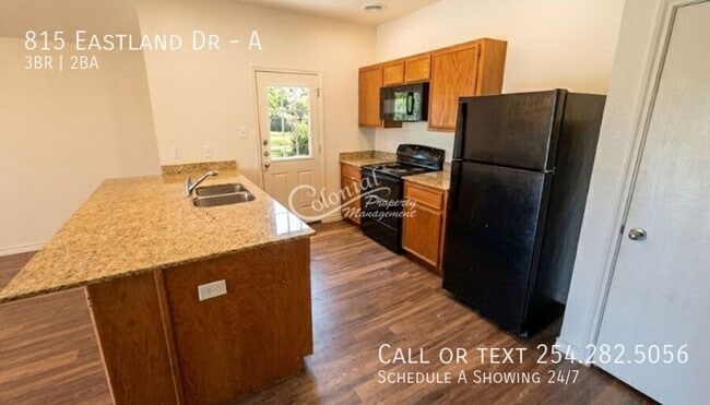 Building Photo - 815 Eastland Dr