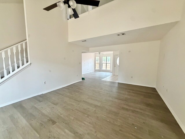 963 Claeven Cir