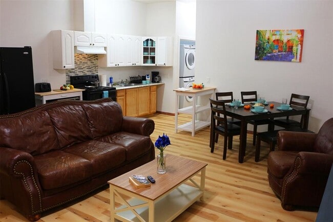 Photo - 107 Martin Ln