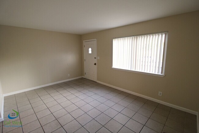 5236 Snow Dr Unit A