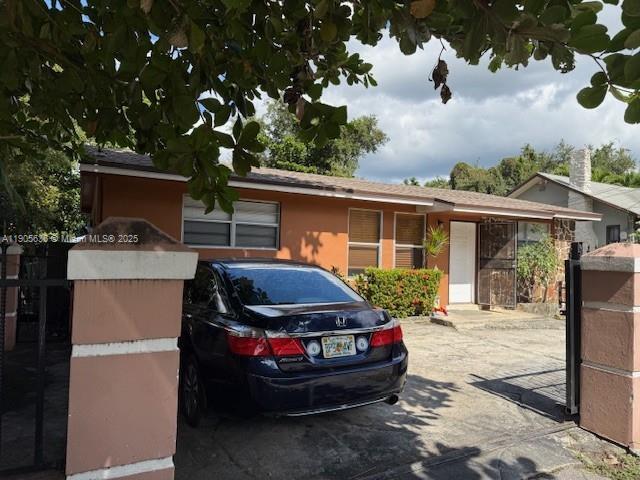 Building Photo - 311 NE 57th St Unit 313