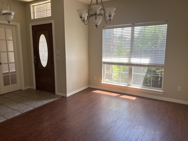 Photo - 2321 SW 94th St