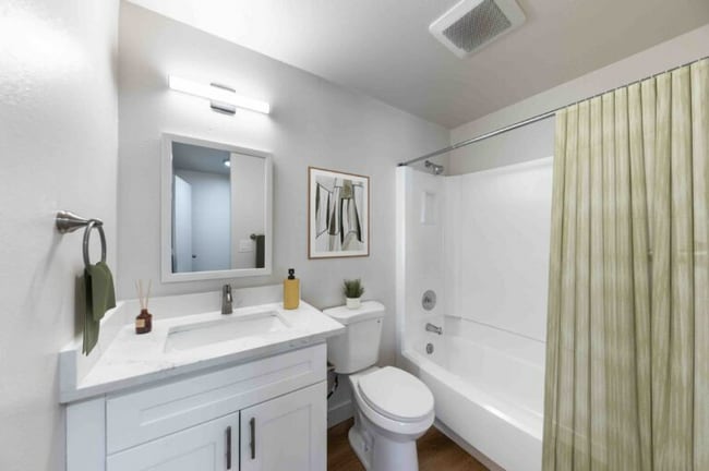 Photo - 1617 N Virginia St Unit 37