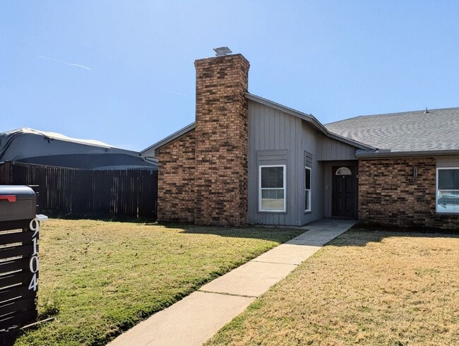 Building Photo - Spacious Home Near Tinker AFB with Storm Shelter & Wood Privacy Fence!