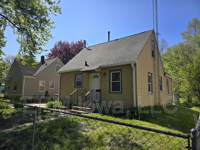 Building Photo - 432 Gable St