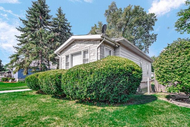 2 Bedroom, 1 Bathroom House for Rent! - 2 Bedroom, 1 Bathroom House for Rent!