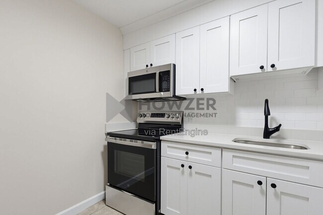 1019 Main St Unit D