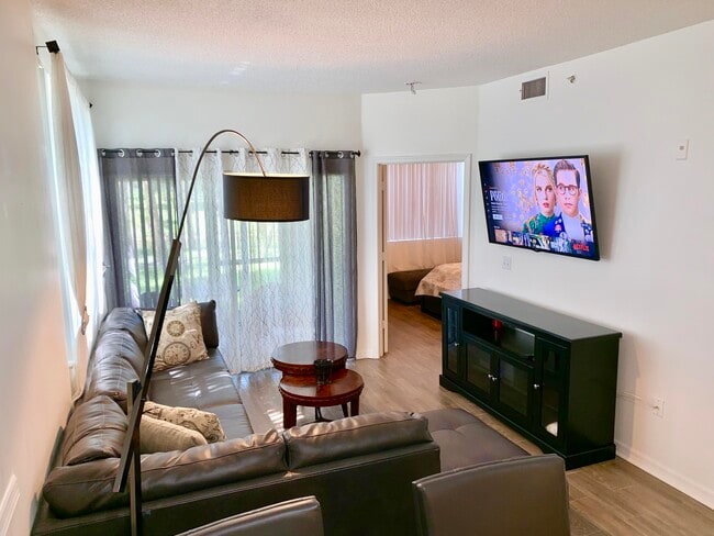 Photo - 2020 Greenview Shores Blvd Unit 101