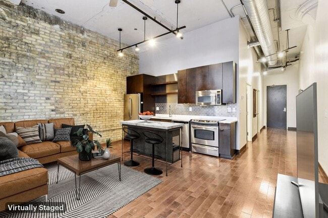 Photo - 618 N Washington Ave