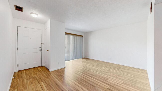 Photo - 5300 E Cherry Creek S Dr Unidad 5300 E Cherry Creek Dr South