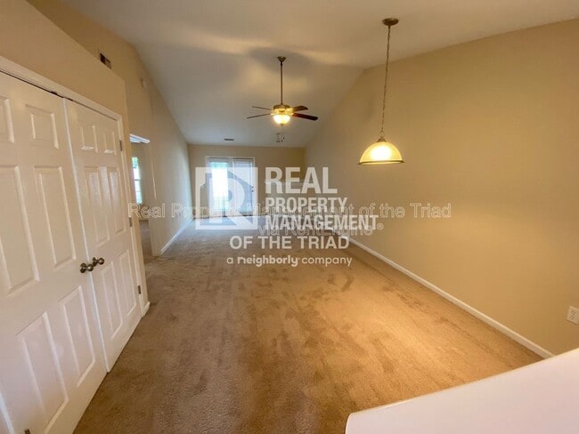 Photo - 3389 Hyde Pl Cir