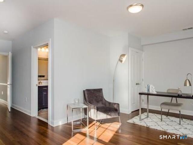 Photo - 777 N Main St