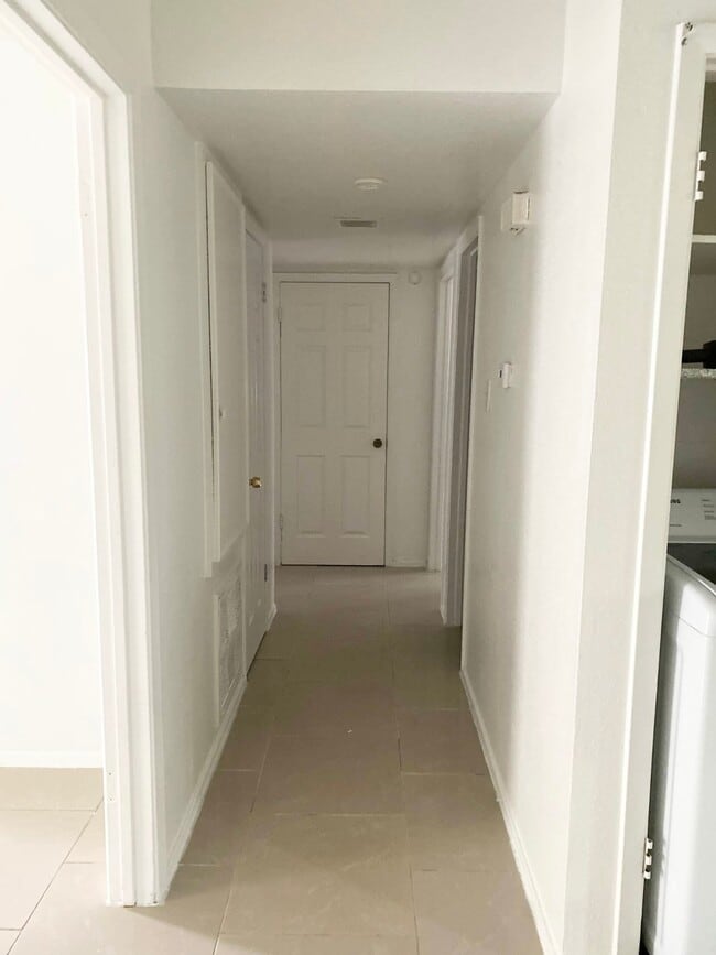 Photo - 7449 Cook Rd Unidad True